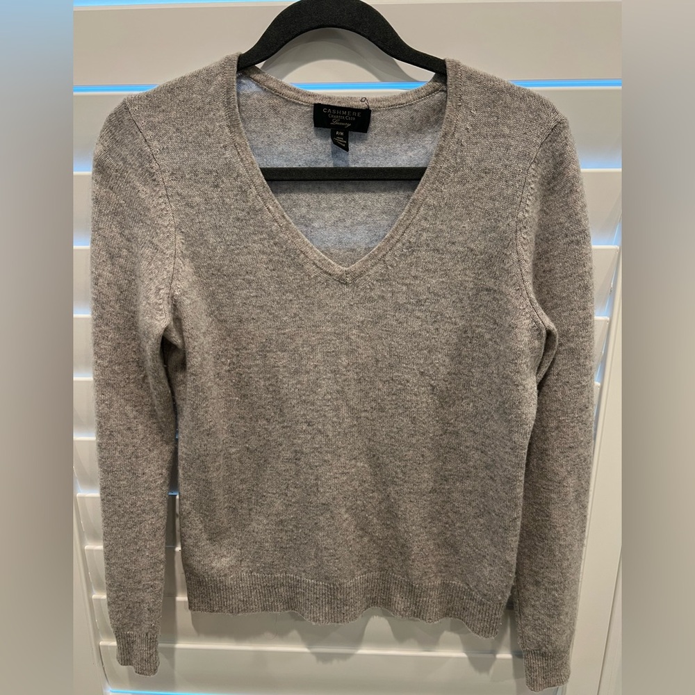 Charter Club 100% Cashmere Luxury v- neck sweater
